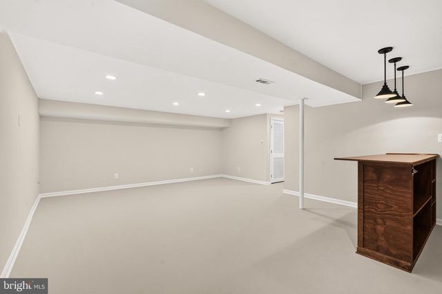 9021 PARLIAMENT DR, Burke, VA 22015