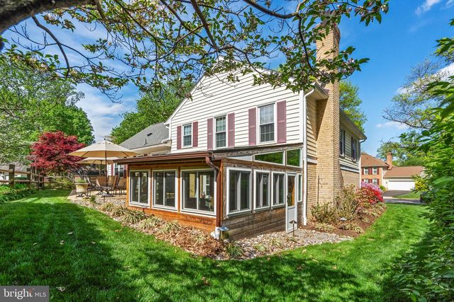 9021 PARLIAMENT DR, Burke, VA 22015