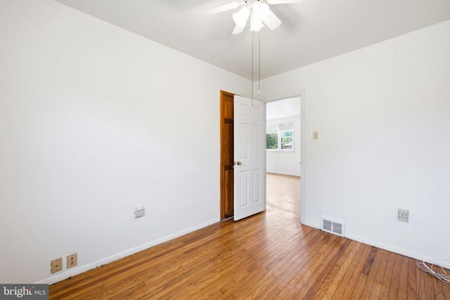 22 MAPLEVIEW DR, Feasterville Trevose, PA 19053