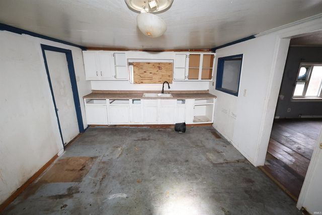 52078 Forestbrook Avenue, South Bend, IN 46637