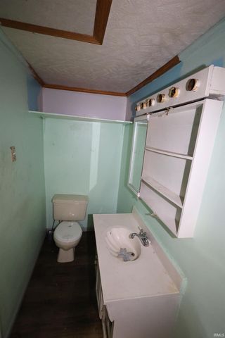 52078 Forestbrook Avenue, South Bend, IN 46637