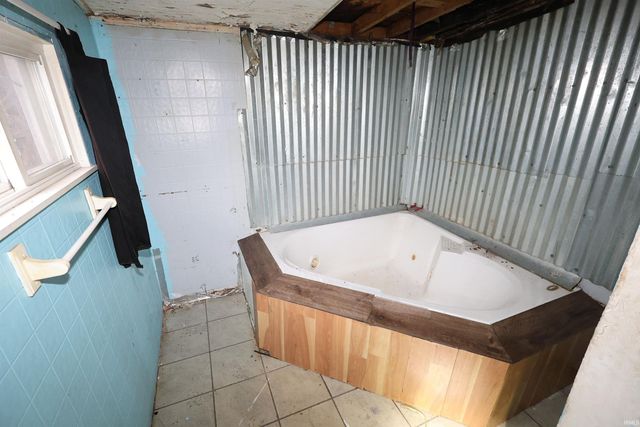 52078 Forestbrook Avenue, South Bend, IN 46637