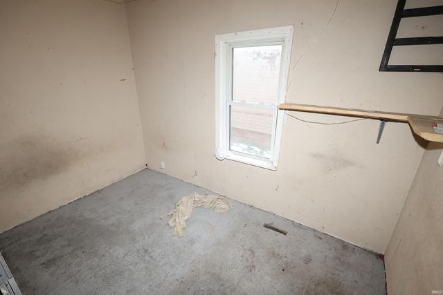 52078 Forestbrook Avenue, South Bend, IN 46637