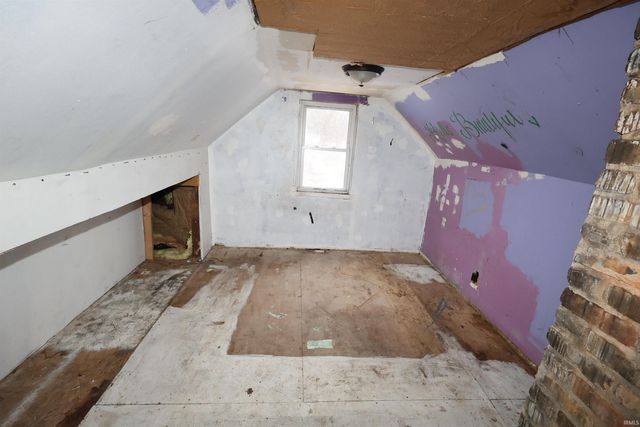 52078 Forestbrook Avenue, South Bend, IN 46637