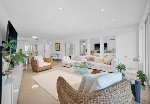 9601 Collins Ave 403, Bal Harbour, FL 33154