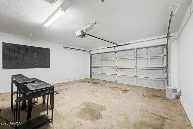 3417 E KELTON Lane, Phoenix, AZ 85032