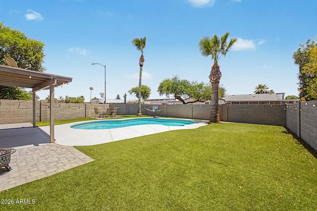 3417 E KELTON Lane, Phoenix, AZ 85032