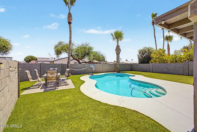 3417 E KELTON Lane, Phoenix, AZ 85032