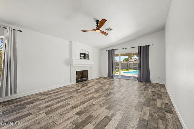 3417 E KELTON Lane, Phoenix, AZ 85032