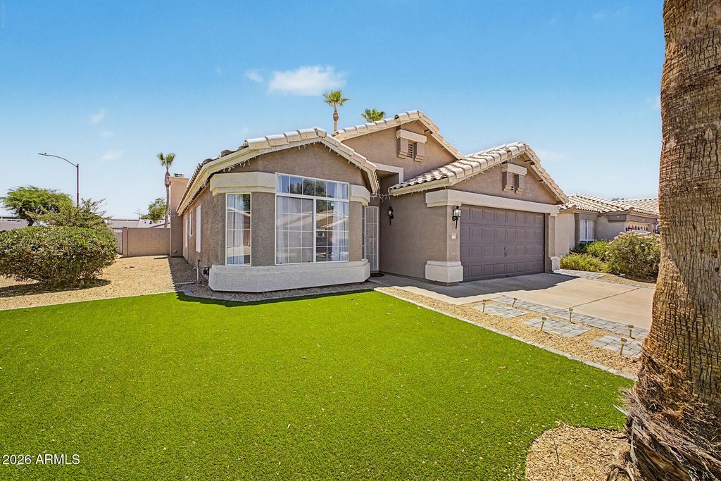 3417 E KELTON Lane, Phoenix, AZ 85032 — photo 3