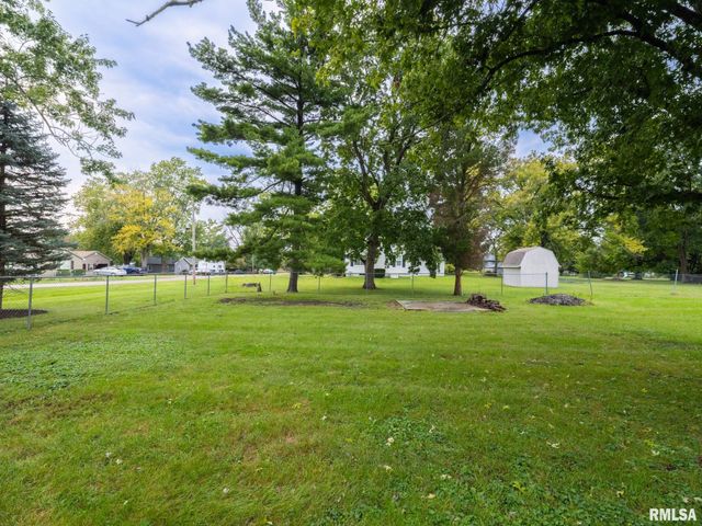 212 GARDENA Avenue, East Peoria, IL 61611