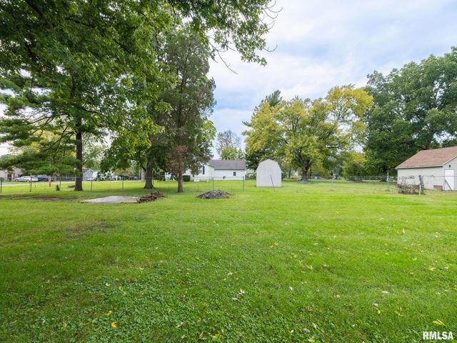 212 GARDENA Avenue, East Peoria, IL 61611