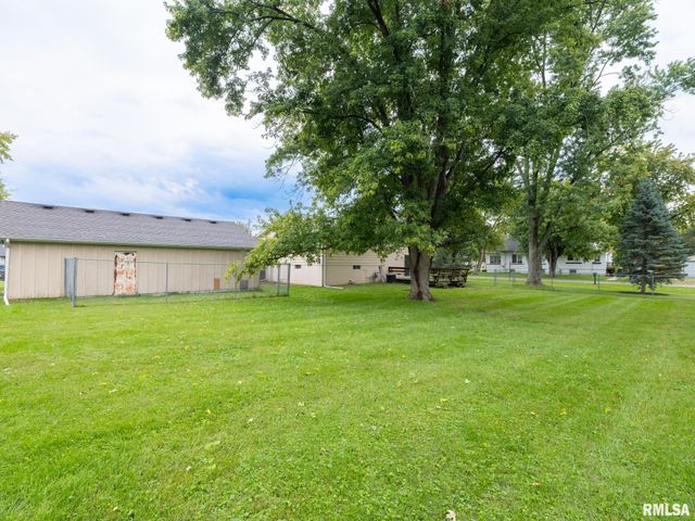 212 GARDENA Avenue, East Peoria, IL 61611