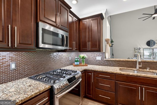 105 Brookgrove Lane, Peachtree City, GA 30269