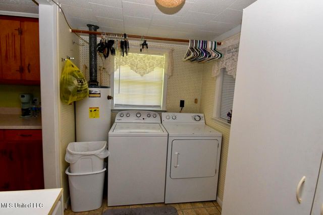 432 Klondyke Road, Long Beach, MS 39560