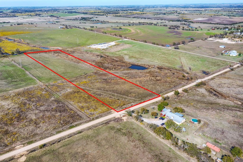 6600 Woodard Avenue, Cleburne, TX 76033