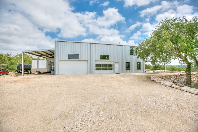 19621 Bluff Road, Christoval, TX 76935