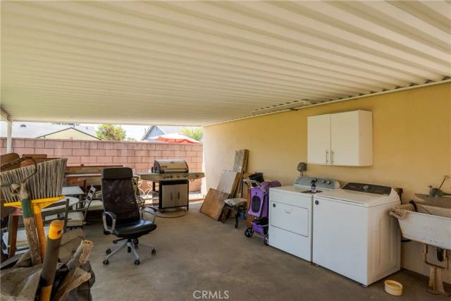1112 E Louisa, West Covina, CA 91790
