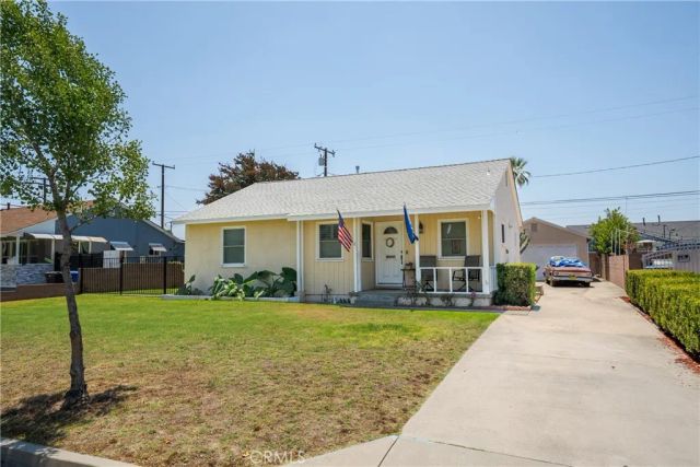 1112 E Louisa, West Covina, CA 91790
