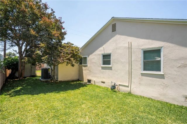 1112 E Louisa, West Covina, CA 91790