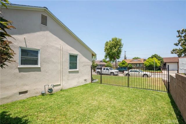 1112 E Louisa, West Covina, CA 91790