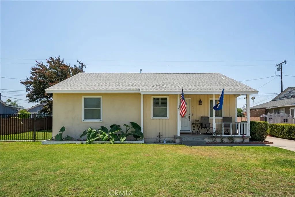 1112 E Louisa, West Covina, CA 91790