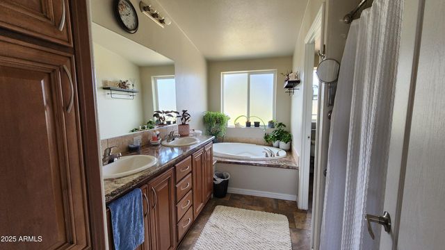 35448 2ND Street, Wenden, AZ 85357