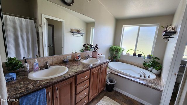 35448 2ND Street, Wenden, AZ 85357