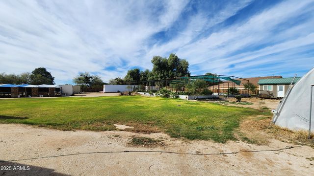 35448 2ND Street, Wenden, AZ 85357