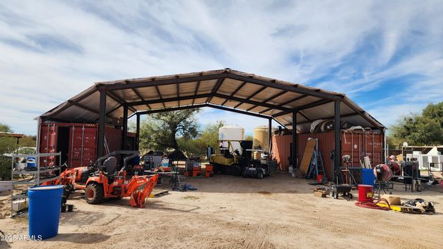 35448 2ND Street, Wenden, AZ 85357