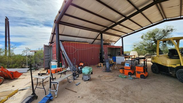 35448 2ND Street, Wenden, AZ 85357