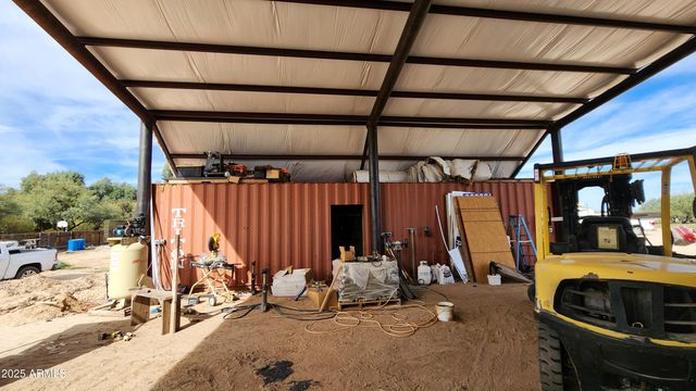 35448 2ND Street, Wenden, AZ 85357