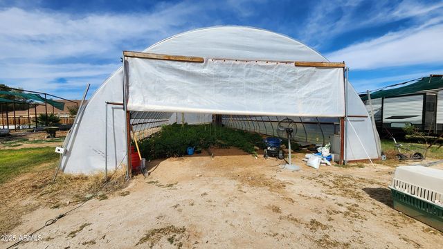 35448 2ND Street, Wenden, AZ 85357