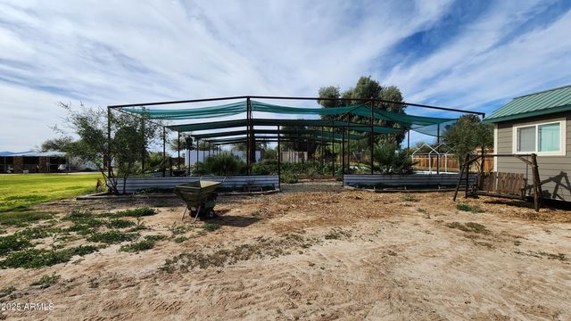 35448 2ND Street, Wenden, AZ 85357