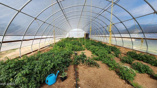 35448 2ND Street, Wenden, AZ 85357