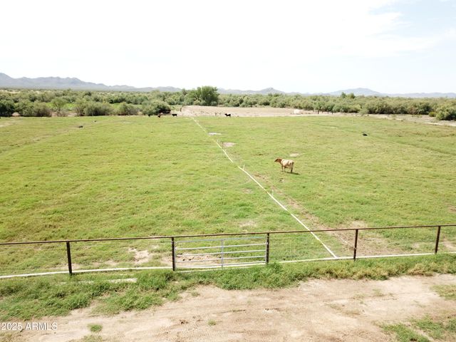 35448 2ND Street, Wenden, AZ 85357