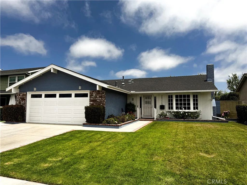 Image 1 of property listing at 20772 Hunter Lane, Huntington Beach, CA 92646