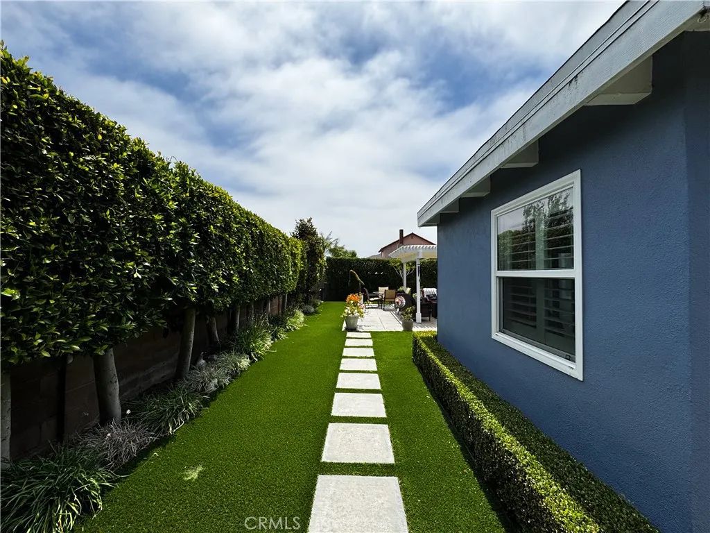 Image 20 of property listing at 20772 Hunter Lane, Huntington Beach, CA 92646