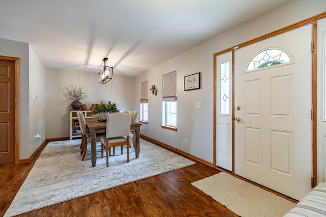 673 Davis Circle, Crown Point, IN 46307