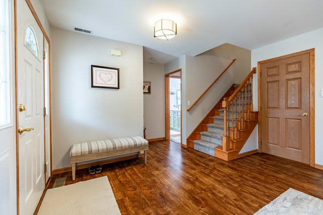 673 Davis Circle, Crown Point, IN 46307