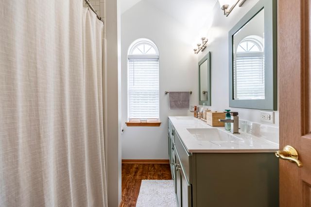 673 Davis Circle, Crown Point, IN 46307