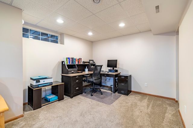673 Davis Circle, Crown Point, IN 46307