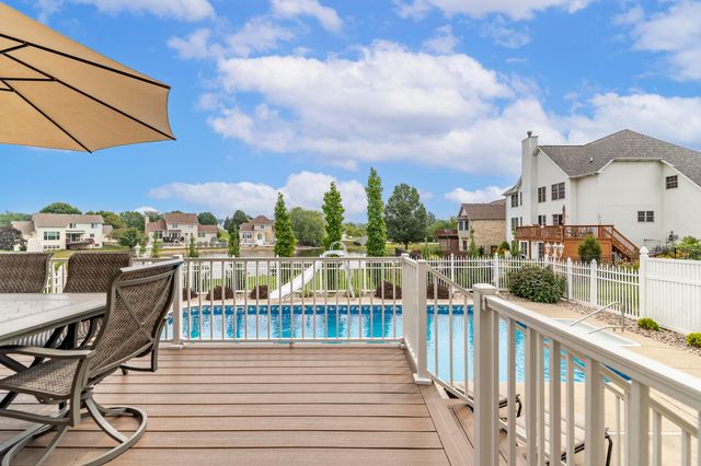 673 Davis Circle, Crown Point, IN 46307