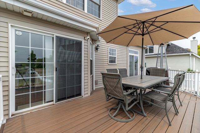 673 Davis Circle, Crown Point, IN 46307
