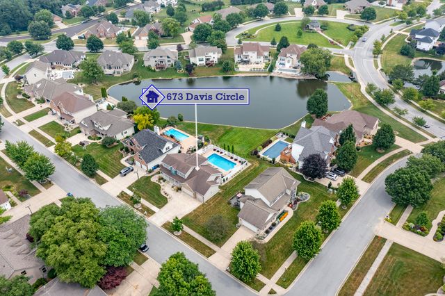 673 Davis Circle, Crown Point, IN 46307