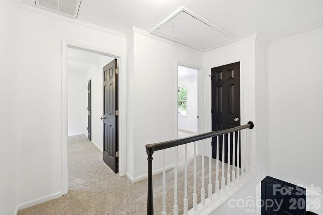 2819 Royal Ridge Lane, Charlotte, NC 28212