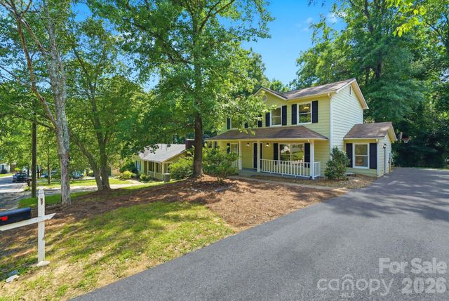 2819 Royal Ridge Lane, Charlotte, NC 28212