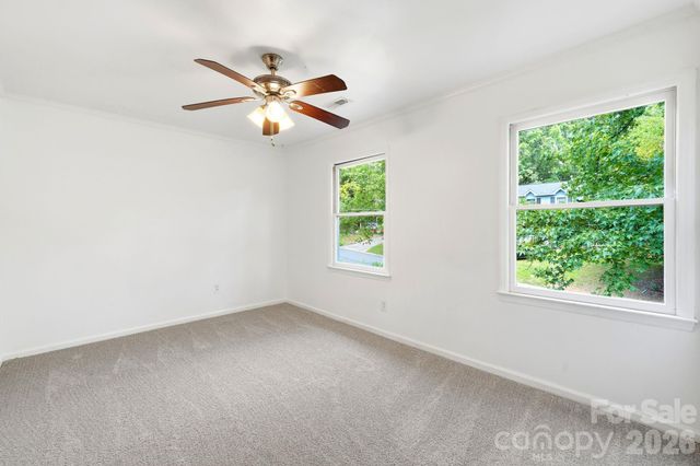 2819 Royal Ridge Lane, Charlotte, NC 28212