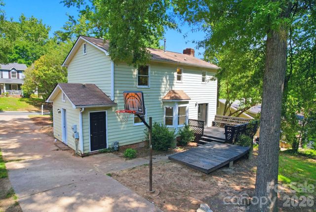2819 Royal Ridge Lane, Charlotte, NC 28212
