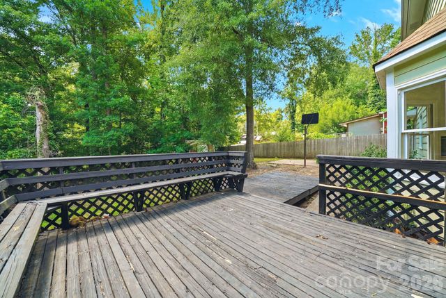 2819 Royal Ridge Lane, Charlotte, NC 28212